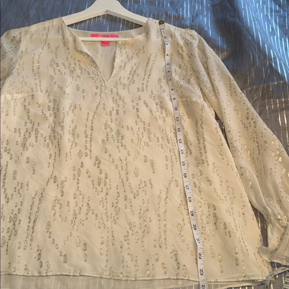 Lilly Pulitzer ELLAREY Cream V-Notch Metallic Dot Silk Blouse Size M - Picture 11 of 12